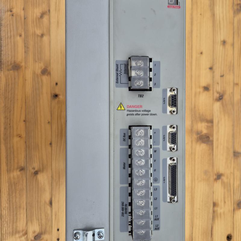 servocontroller Allen Bradley Ultra 3000i, 2098-DSD-HV030X